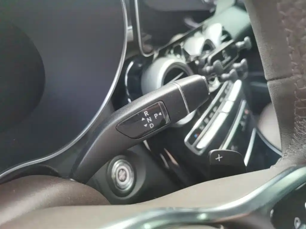 Mercedes-Benz GLC 2020 Facelift GLC 260 L 4MATIC Dynamic фото 14
