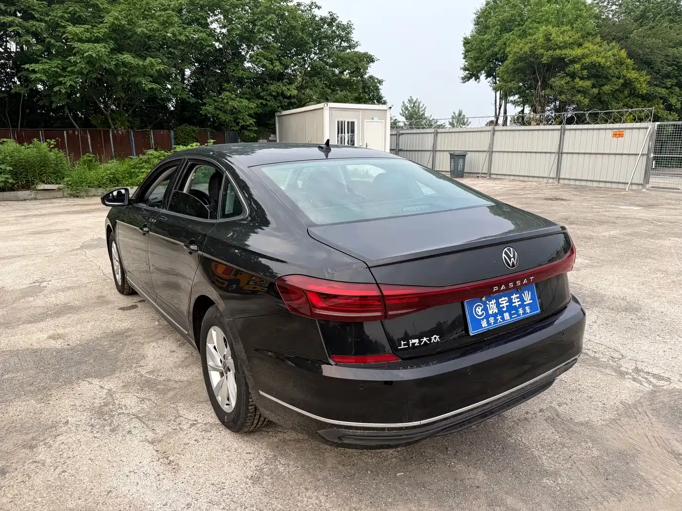 Volkswagen Passat 2024 280TSI Business Edition фото 16