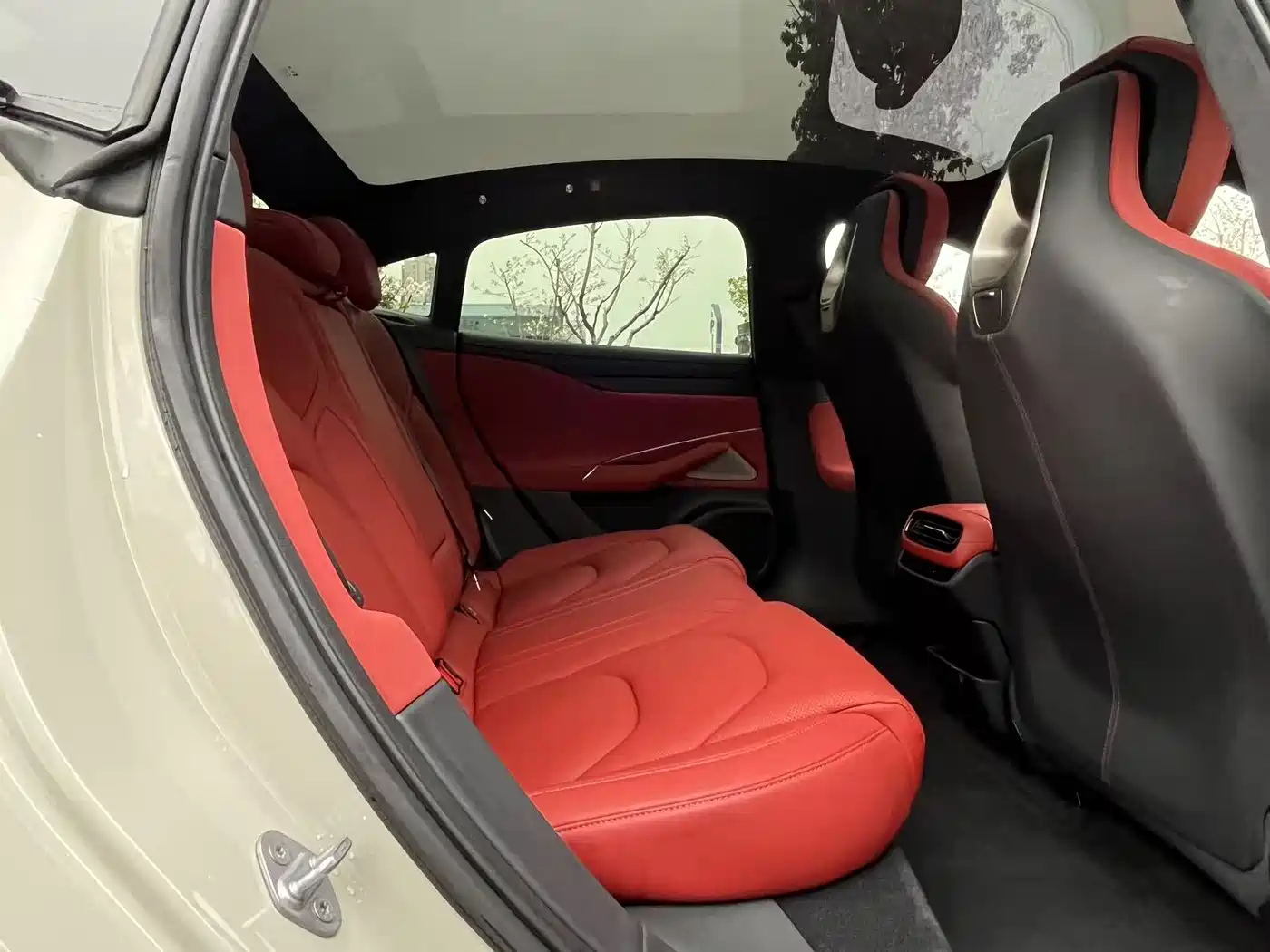 XIAOMI CAR XIAOMI SU7