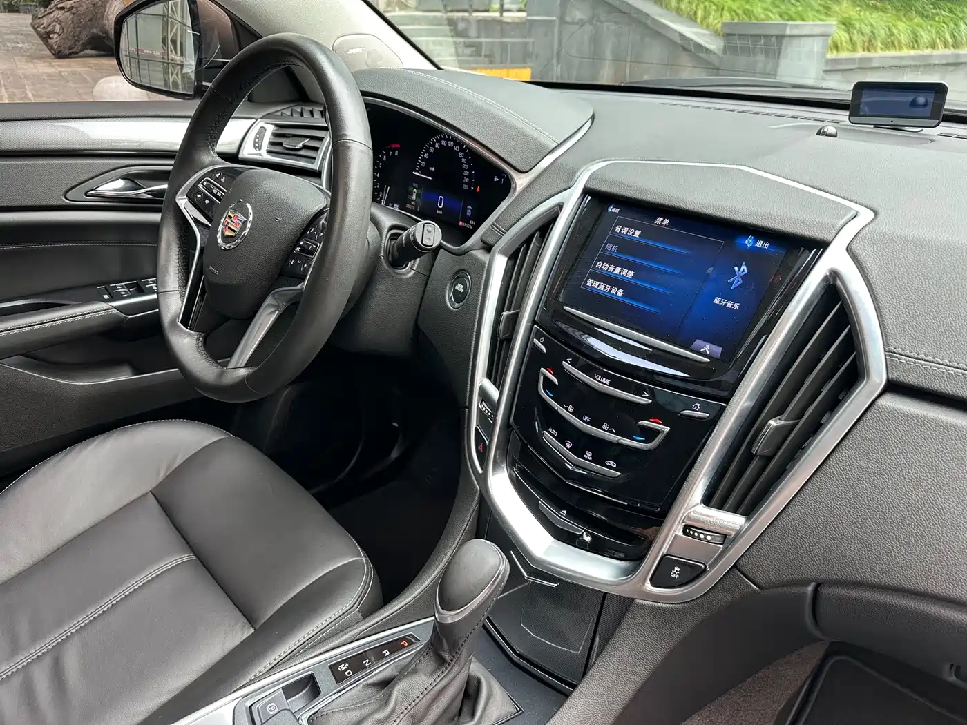 Photo 37 - Cadillac SRX