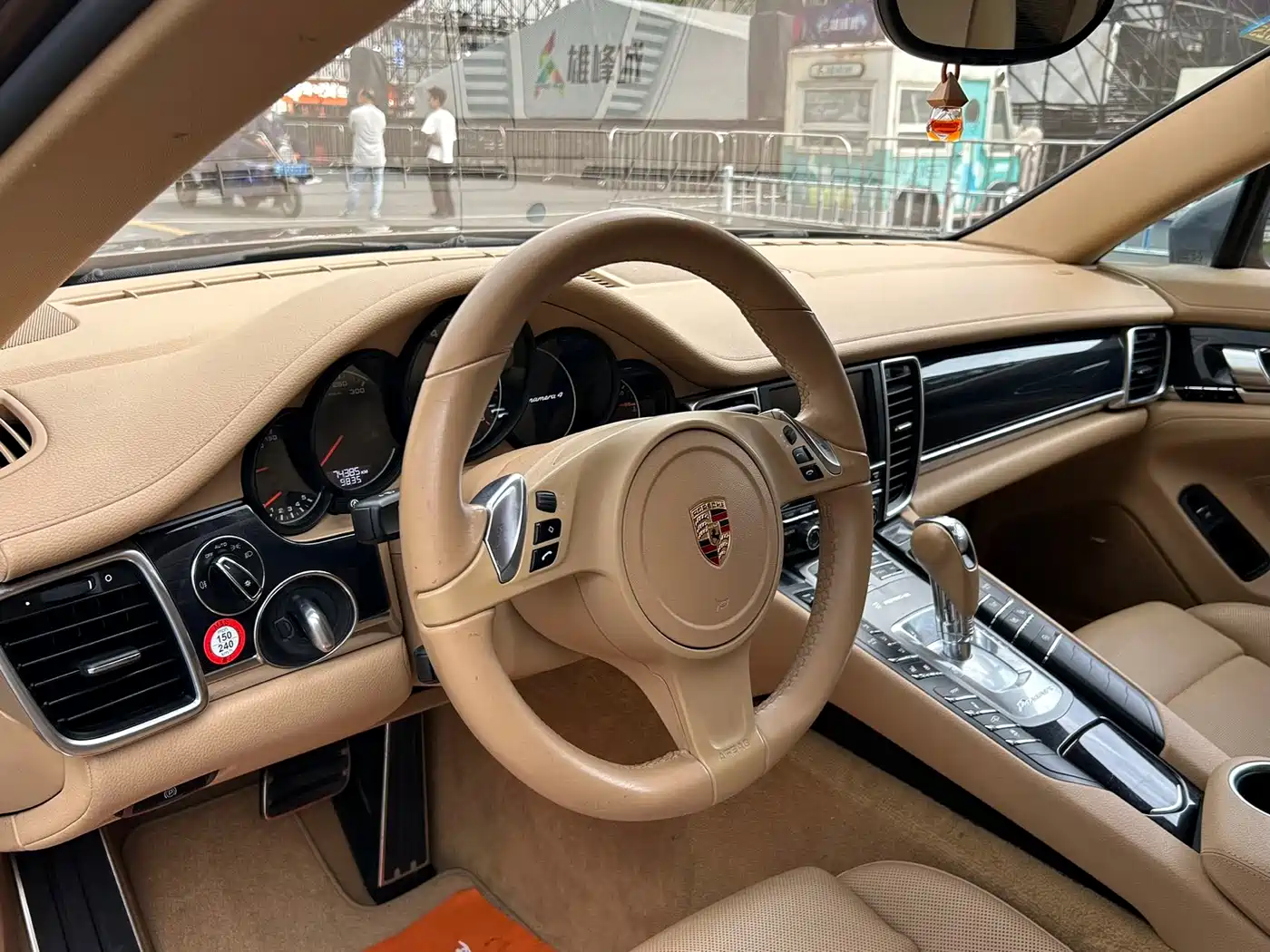 Porsche Panamera 2014 Panamera 3.0T фото 17