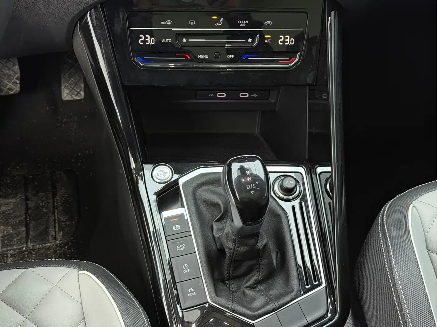Volkswagen Tayron 2023 280TSI 2WD Luxury Plus Advanced Edition фото 14
