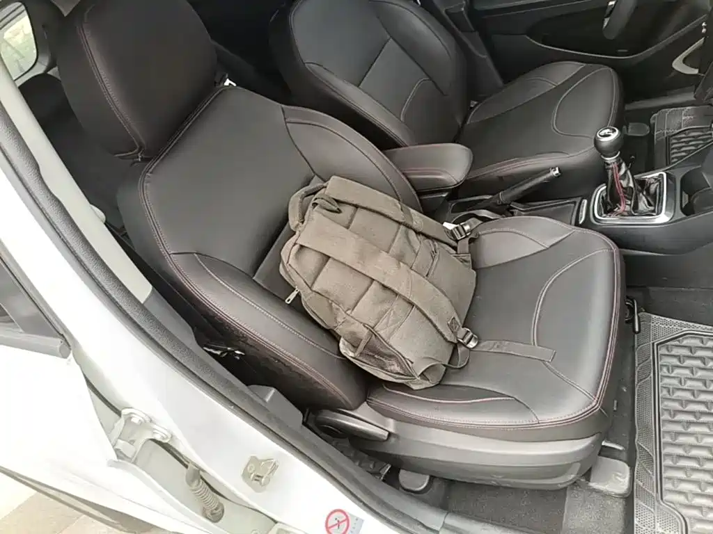 Zhonghua V3 2016 2016 1.5L Manual Comfort