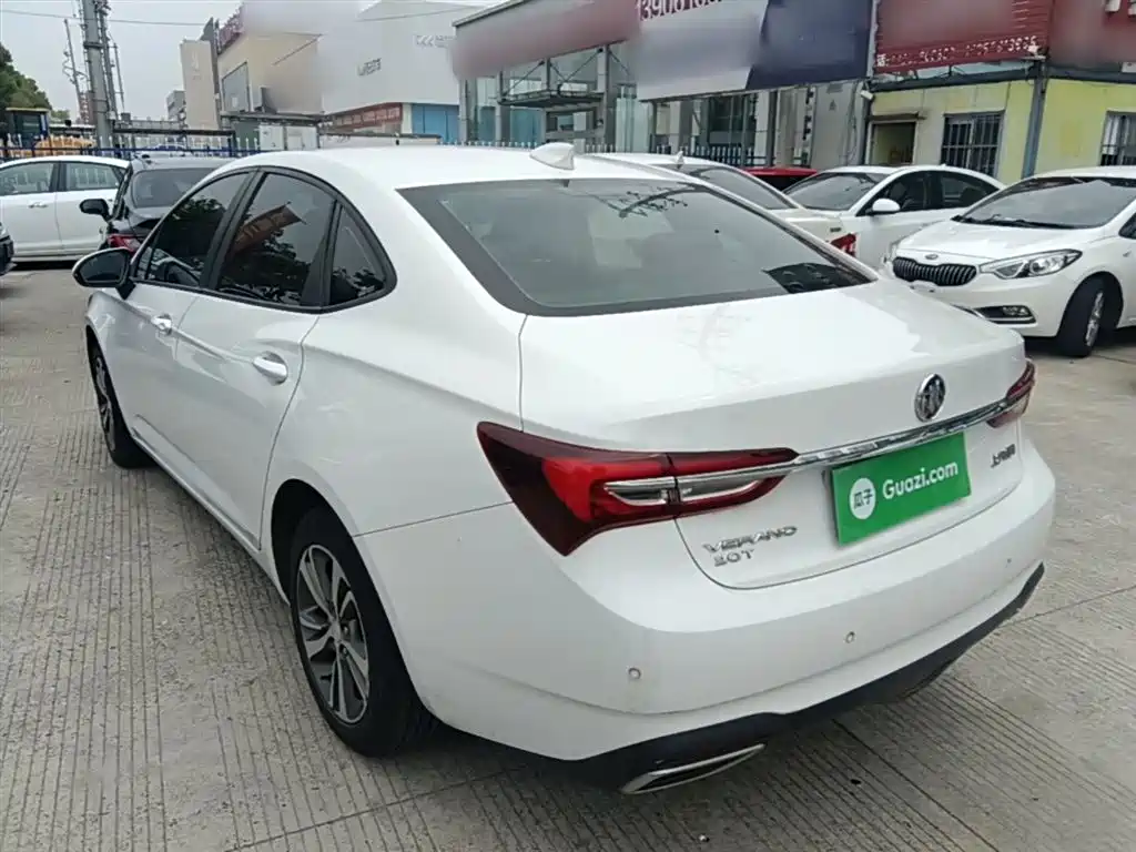 Buick Verano 2020 20T CVT Leading фото 5