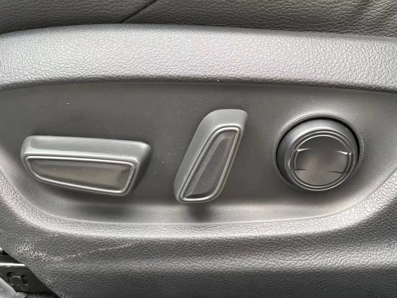 Photo 15 - Toyota Frontlander