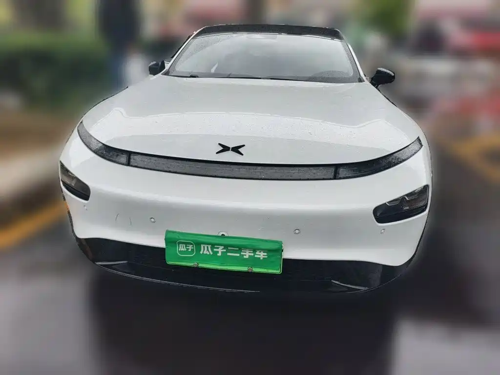 Фото 2 - XPeng P7