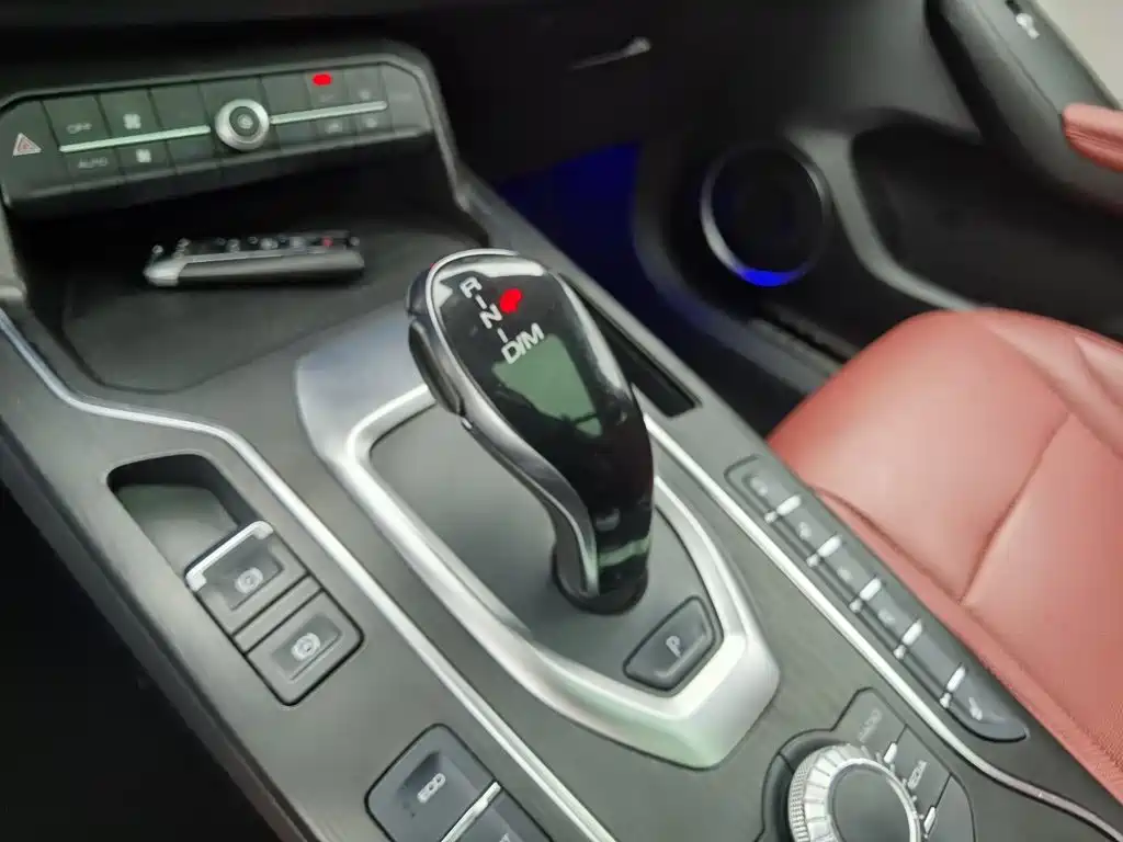 WEY VV6, миниатюра 13