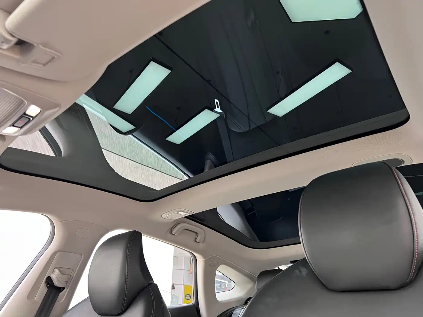 Фото 25 - XPeng P7