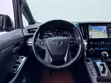 Фото 16 - Toyota Vellfire