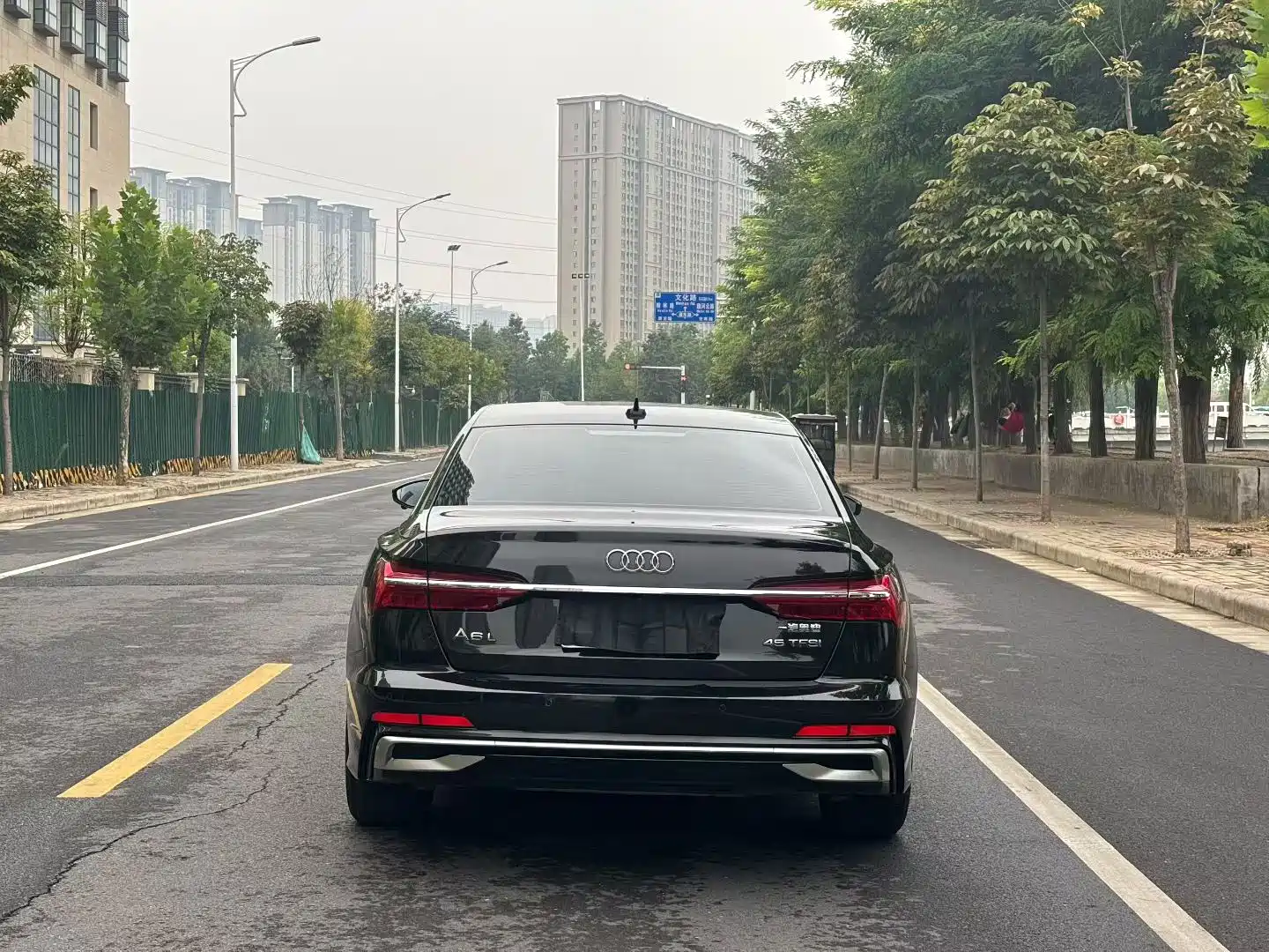 Фото 9 - Audi A6L