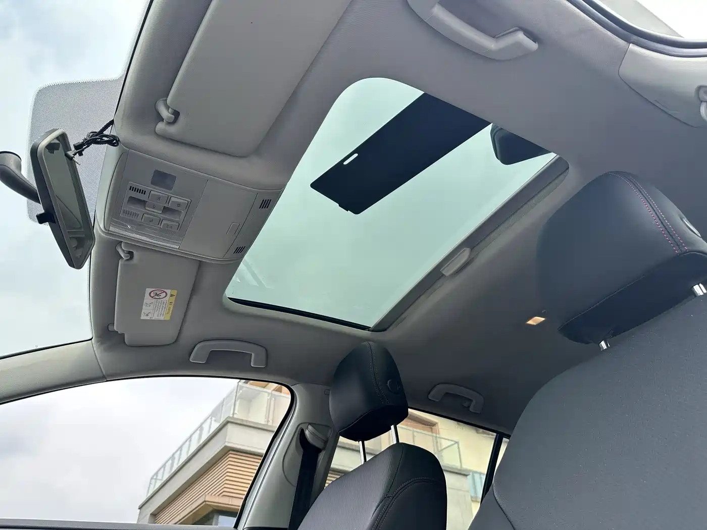 Volkswagen Golf 2016 1.6L Automatic Comfort фото 9