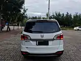 Photo 13 - Baojun 730