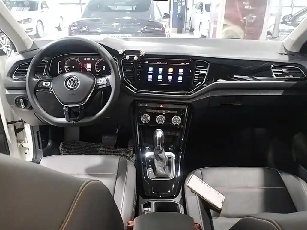 Volkswagen T-Roc, миниатюра 10