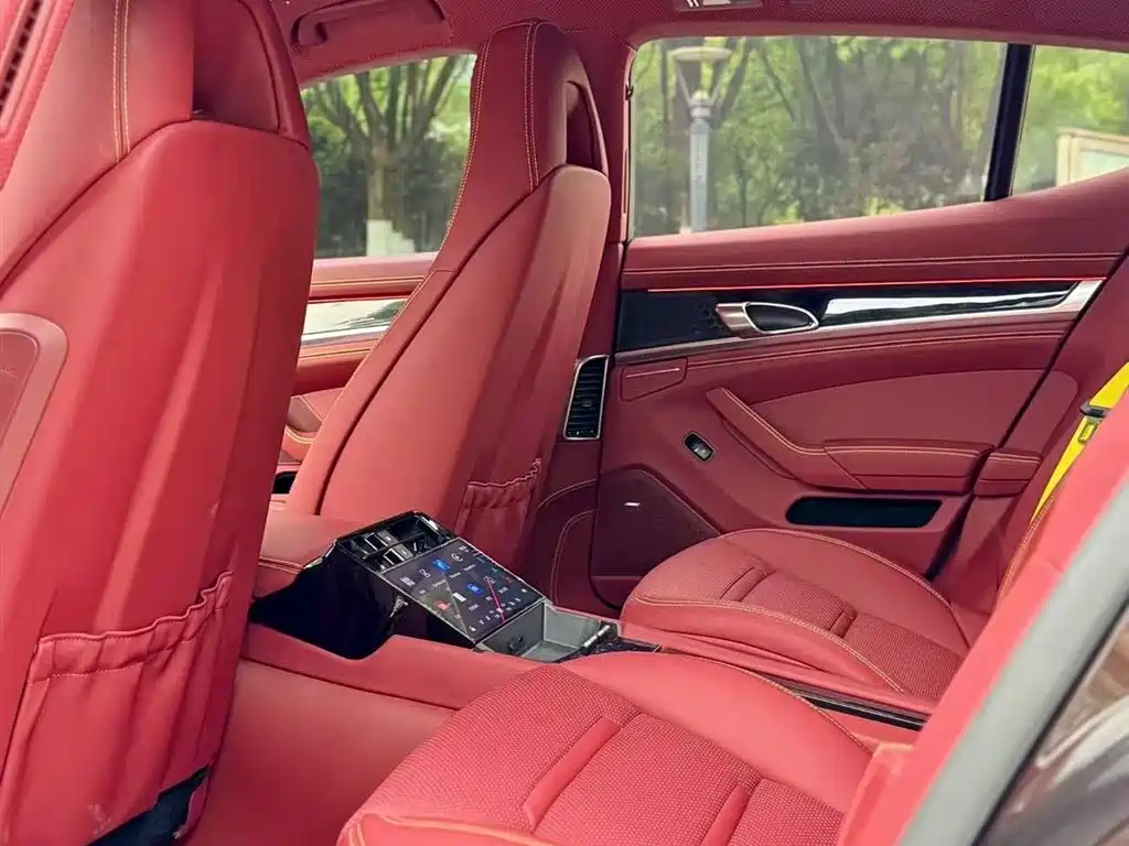 Porsche Panamera 2014 Panamera 3.0T фото 6