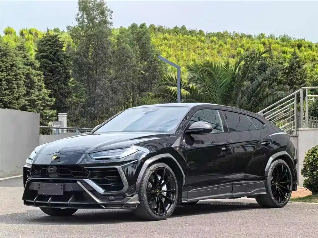 Lamborghini Urus 2021 4.0T V8