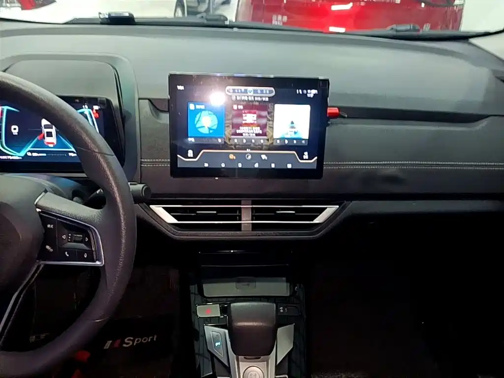 BYD Yuan New Energy 2019 EV360 Smart Connect Edition фото 13