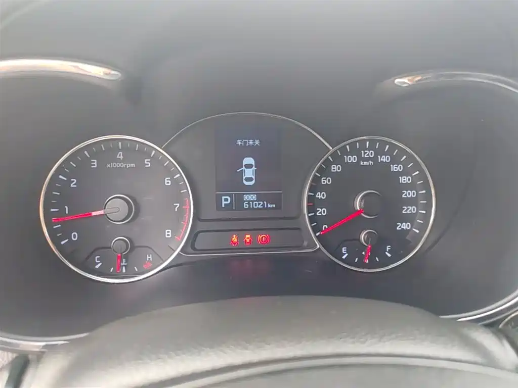Kia K3 2015 1.6L Automatic GLS фото 12