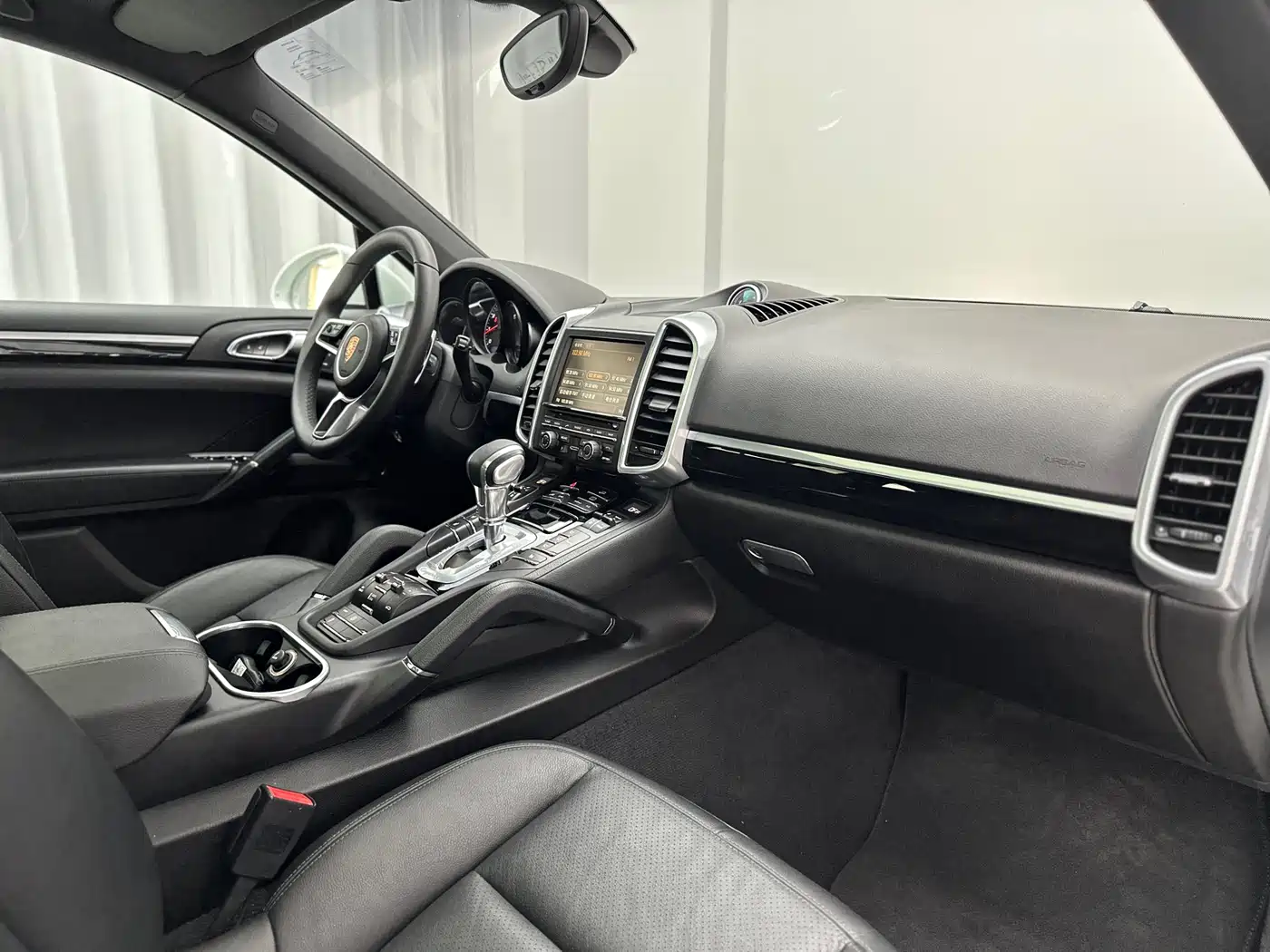 Porsche Cayenne 2015 Cayenne 3.0T фото 37