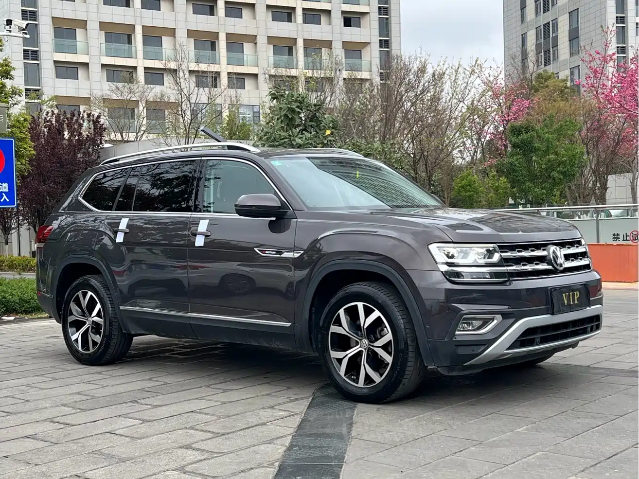 Volkswagen Teramont 2019 380TSI 4WD Luxury Edition China VI фото 3