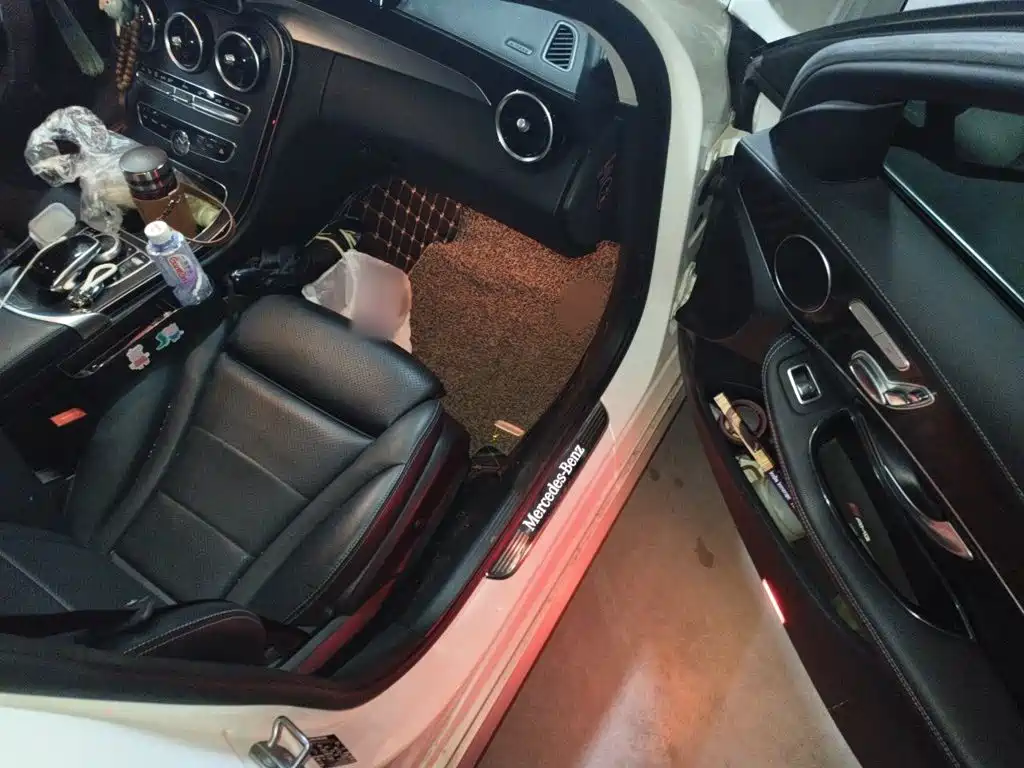 Фото 20 - Mercedes-Benz C-Class
