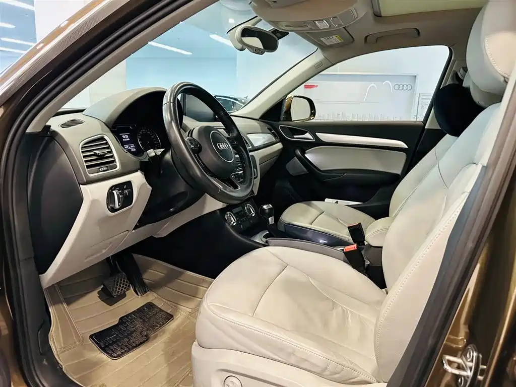Audi Q3 2015 30 TFSI Comfort фото 10