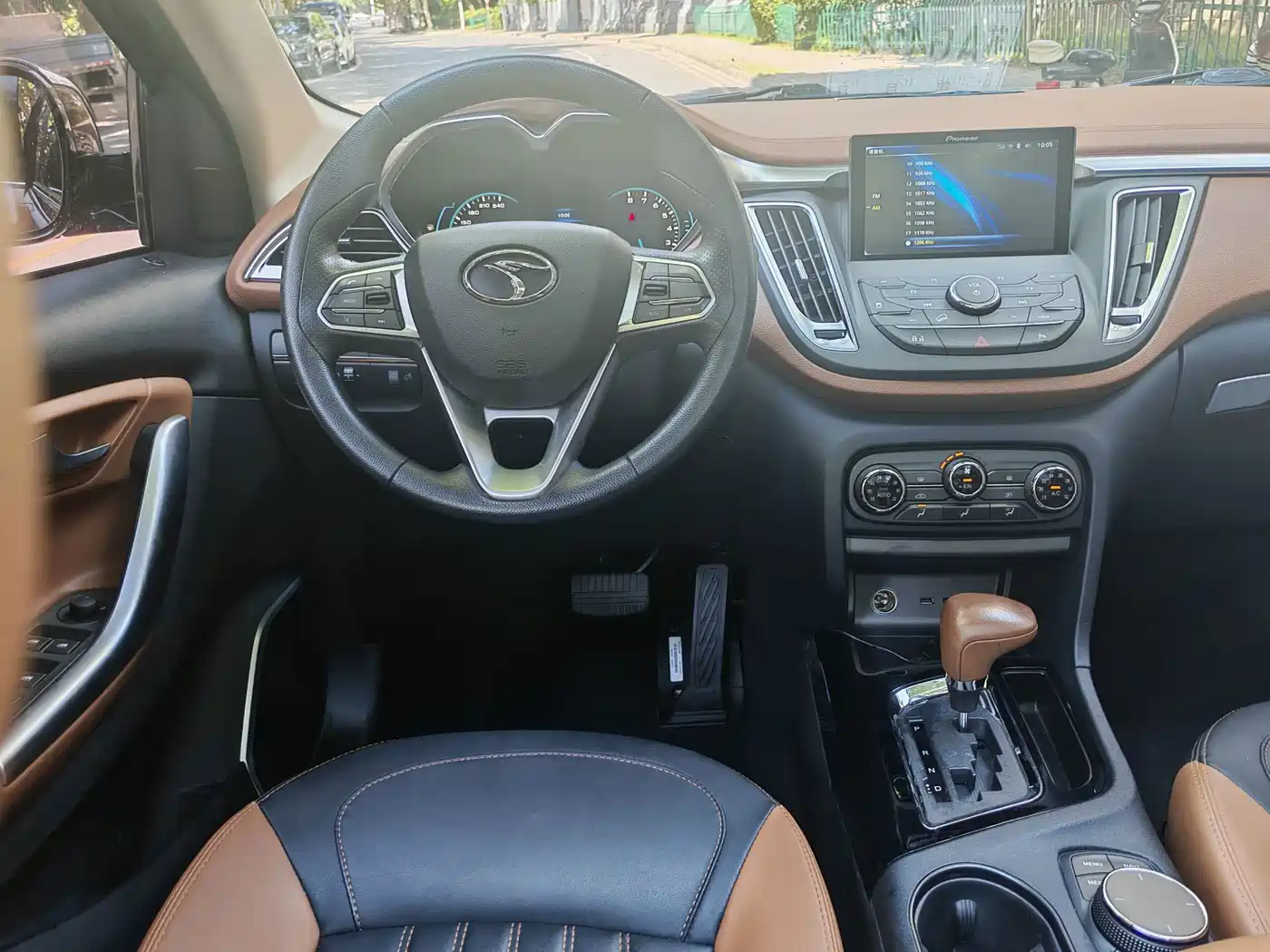 Soueast DX7 2017 2017 1.5T Automatic Elite