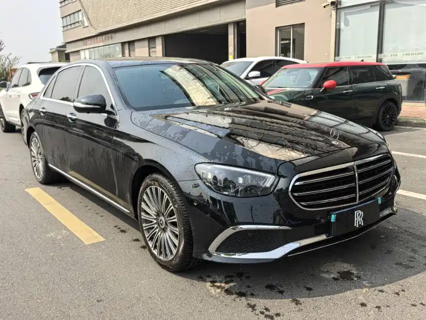 Mercedes-Benz E-Class 2017 E 300 L Luxury фото 3