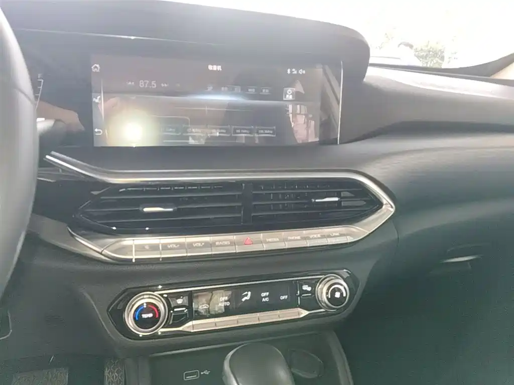 Besturn Bestune T77 2019 2019 230 TID Automatic Luxury China V