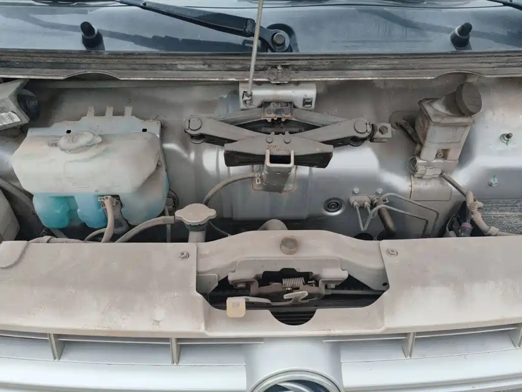 Dongfeng Xiaokang DFSK C31 2020 2018 1.5L Facelift Standard China V DK15