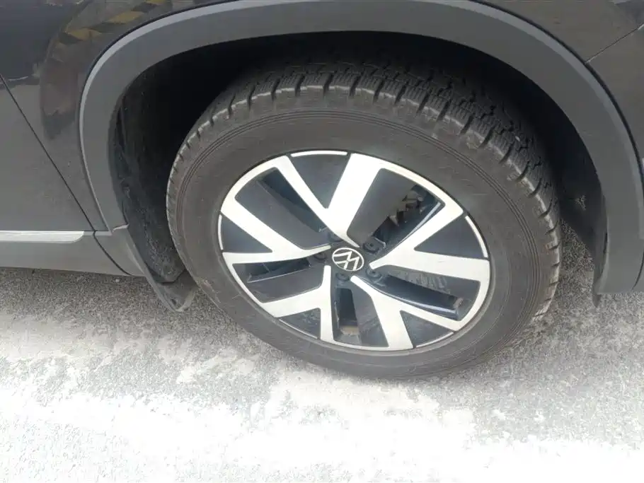 Volkswagen Tayron 2024 300TSI 2WD Luxury Plus Advanced фото 6