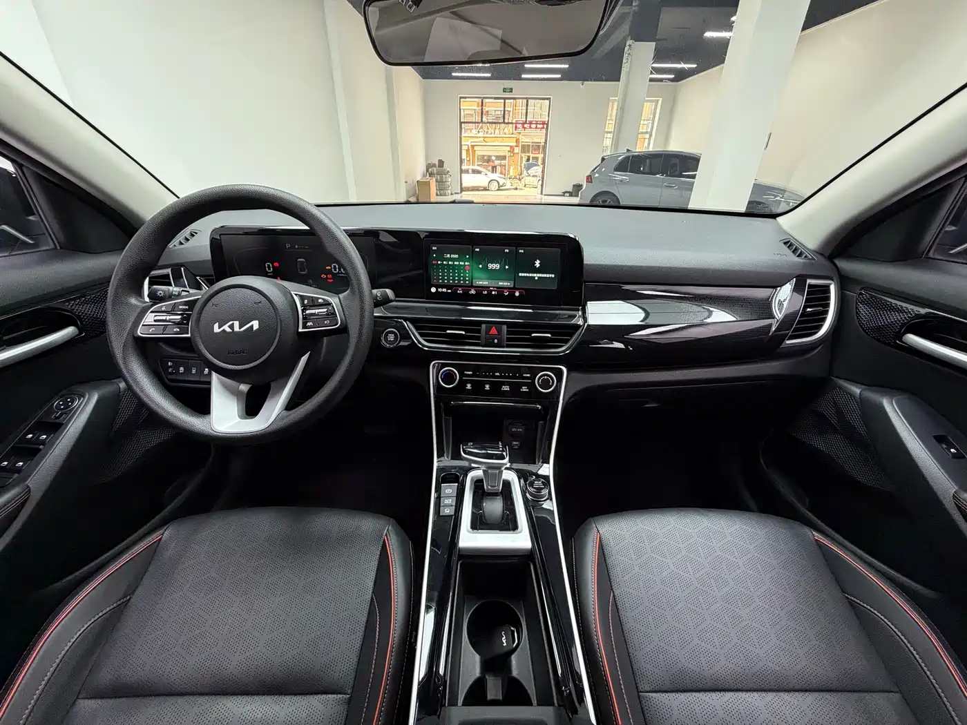 Kia Seltos 2023 1.5L CVT Luxury Edition фото 12