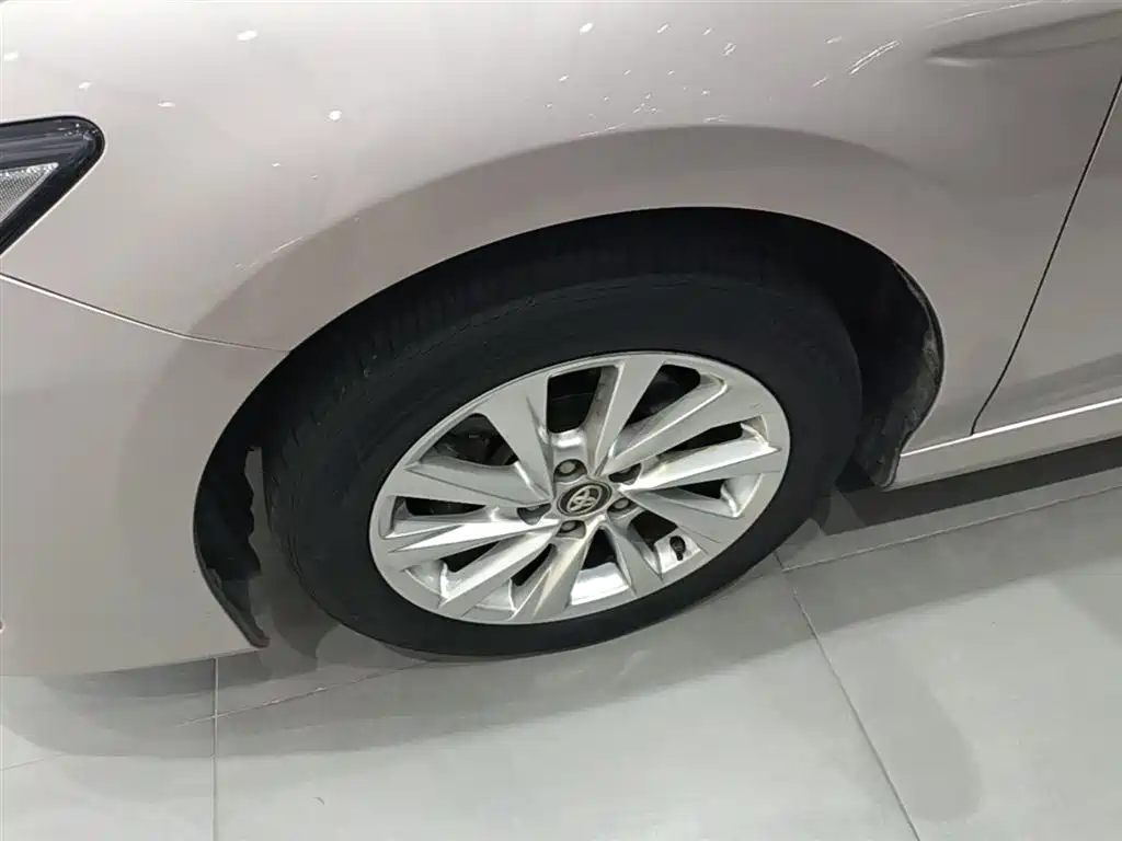 Toyota Camry 2021 2.0G Luxury Edition фото 23