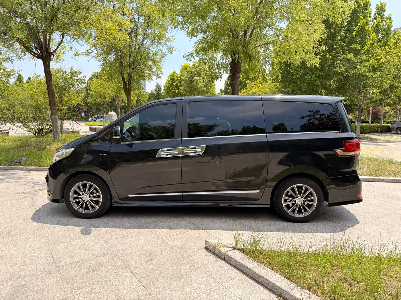 Фото 3 - SAIC Maxus Maxus G10