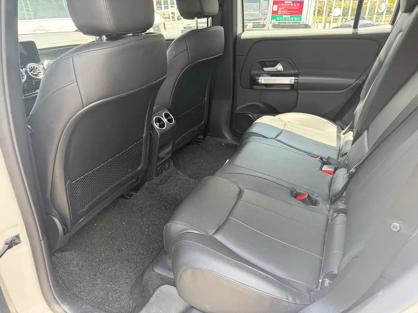 Mercedes-Benz EQB 2023 EQB 260 фото 9