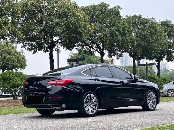 Hongqi H5 2022 Classic 1.5T DCT Flag Rhythm Edition фото 7