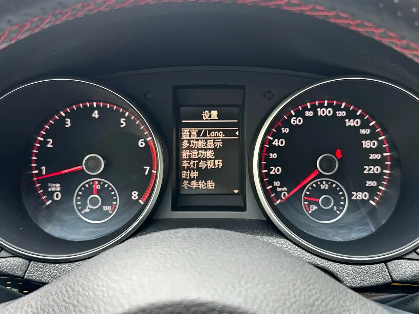 Volkswagen Golf GTI 2012 2.0TSI GTI фото 25