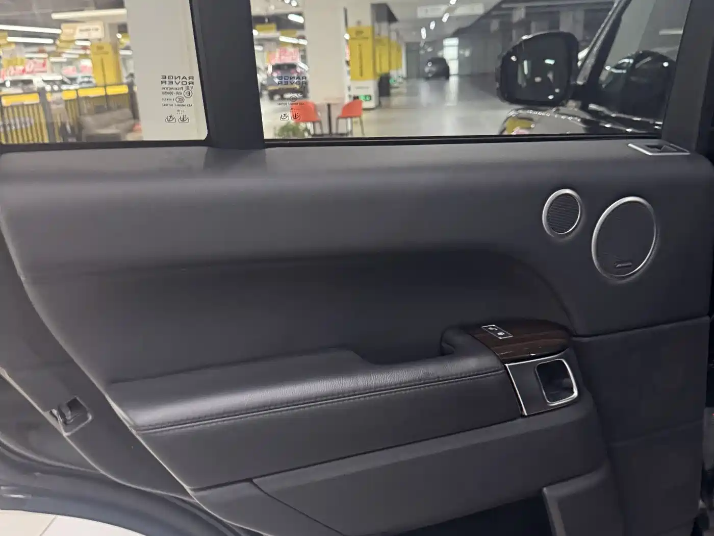 Land Rover Range Rover 2016 3.0 SC V6 Vogue фото 14