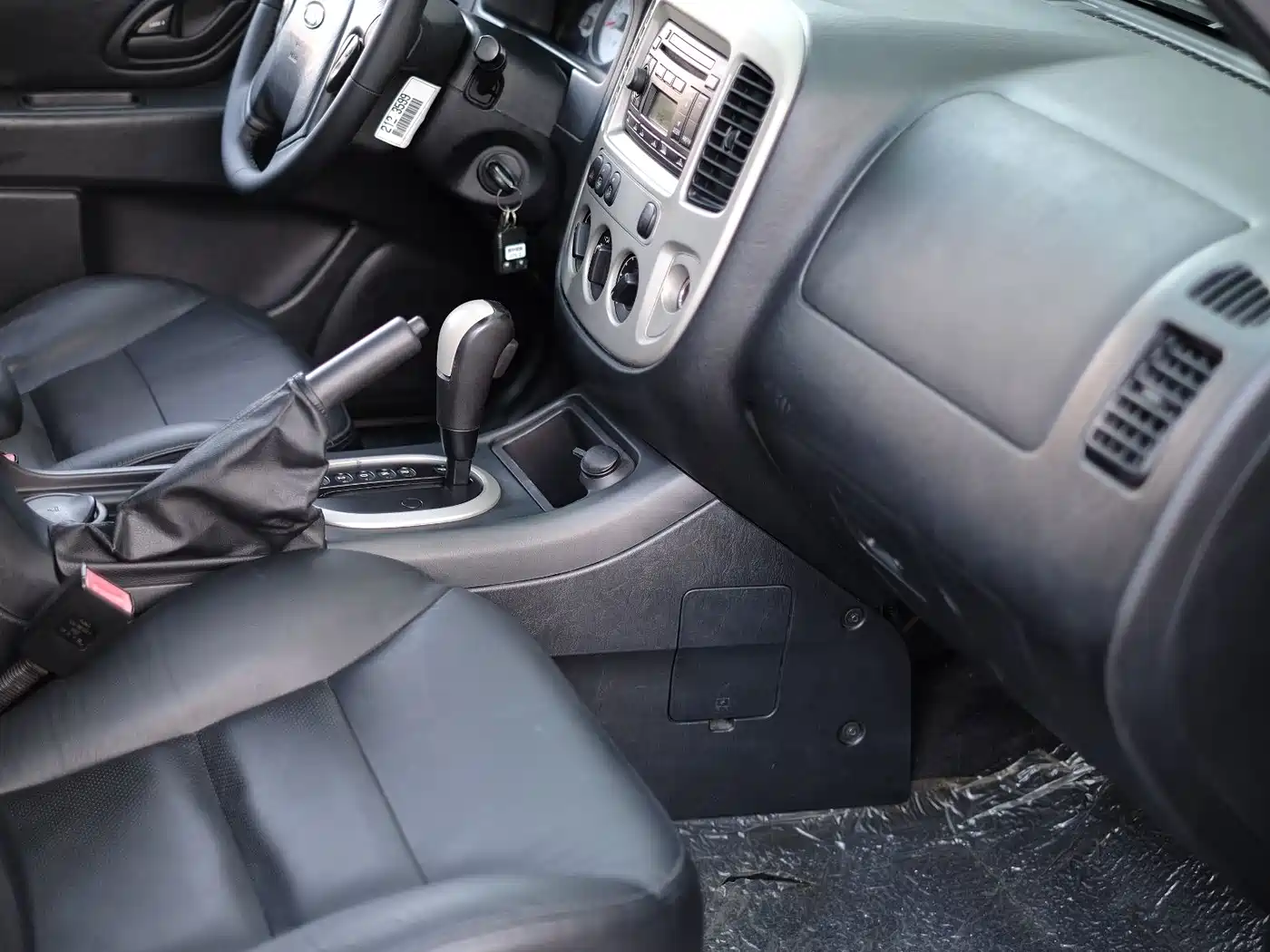 Ford Escape (Import) 2007 2005 3.0 AT