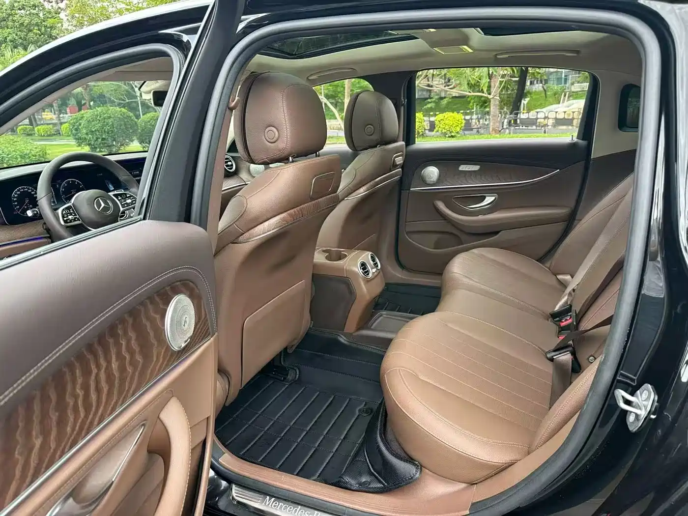 Mercedes-Benz E-Class 2019 Facelift E 300 L Fashion фото 7