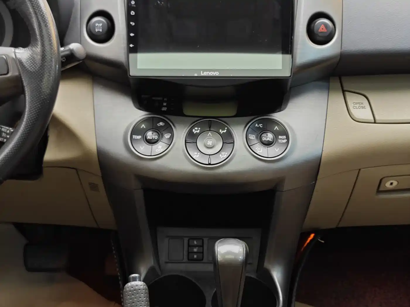 Toyota RAV4 Rongfang 2011 2.4L Automatic 4WD Luxury Edition фото 20