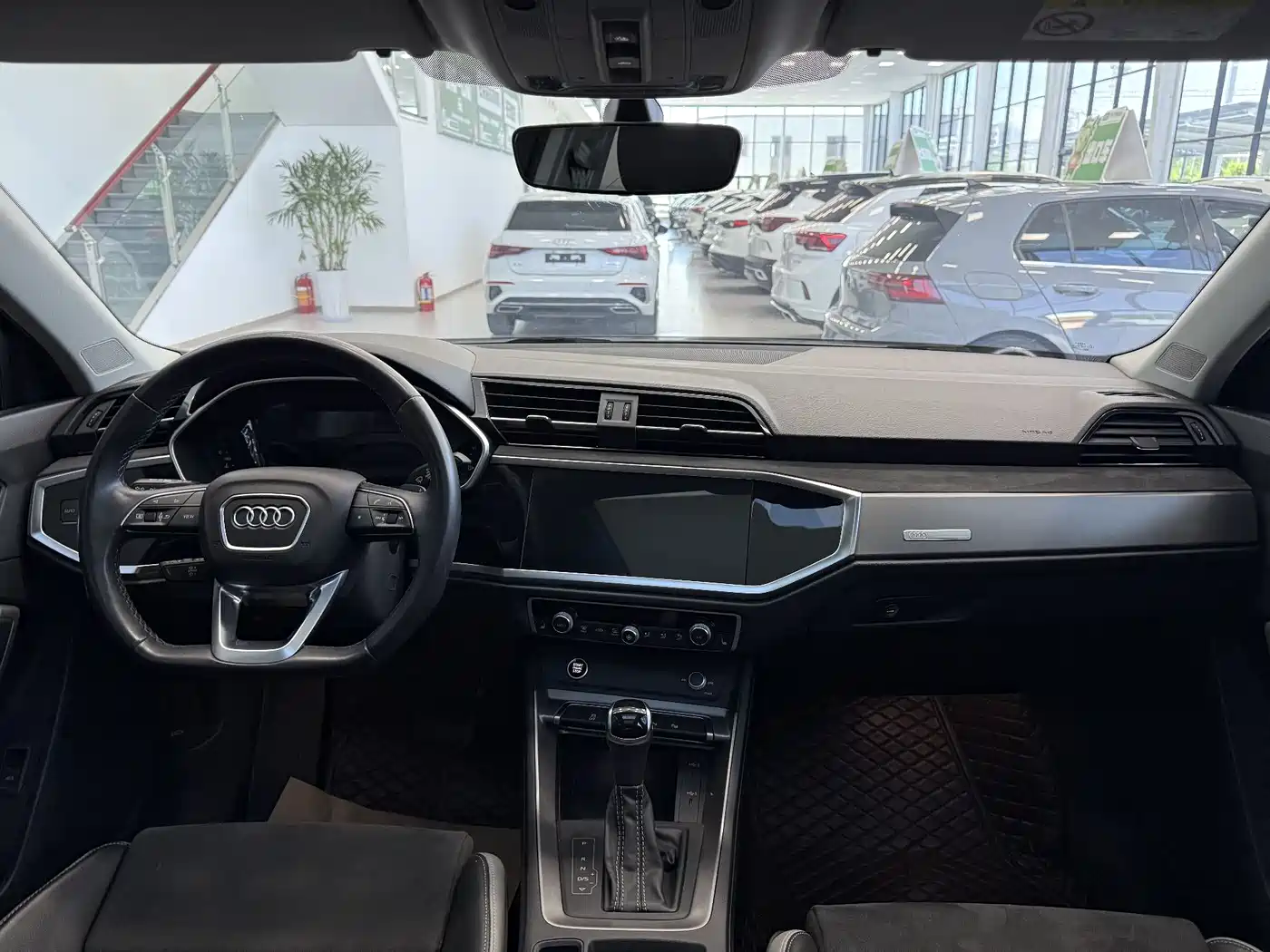 Audi Q3 2022 35 TFSI Fashion Dynamic фото 21