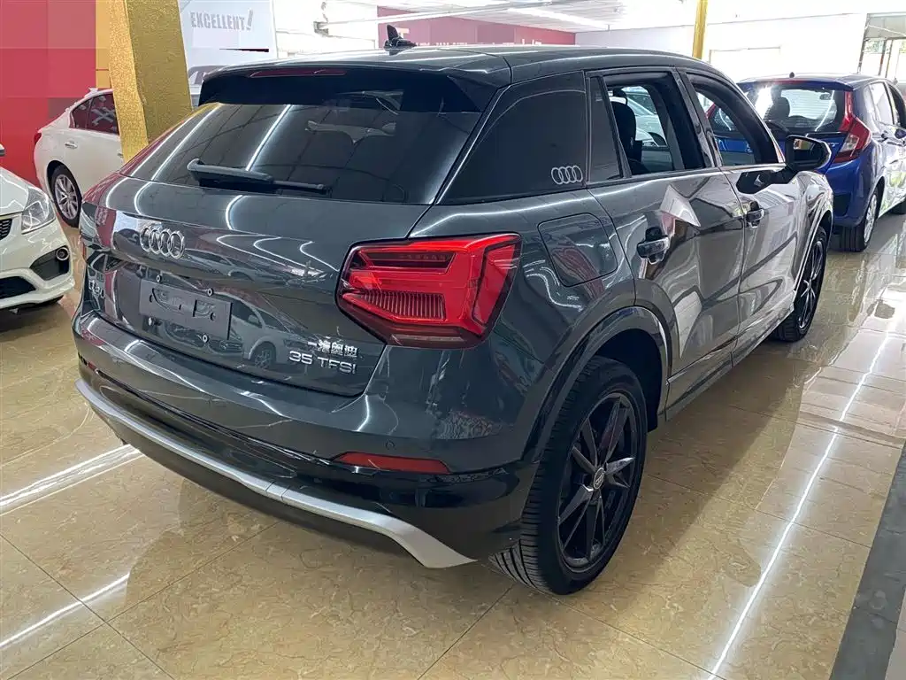 Audi Q2L 2021 35 TFSI Progressive Dynamic фото 4