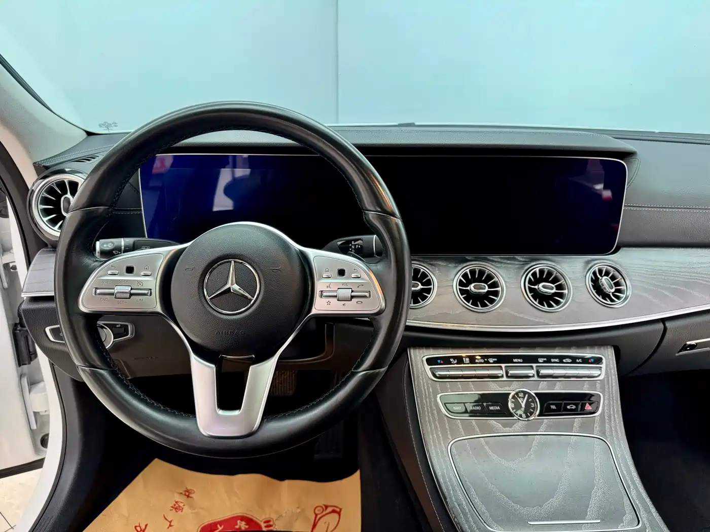 Mercedes-Benz CLS 2018 CLS 300 Dynamic фото 18