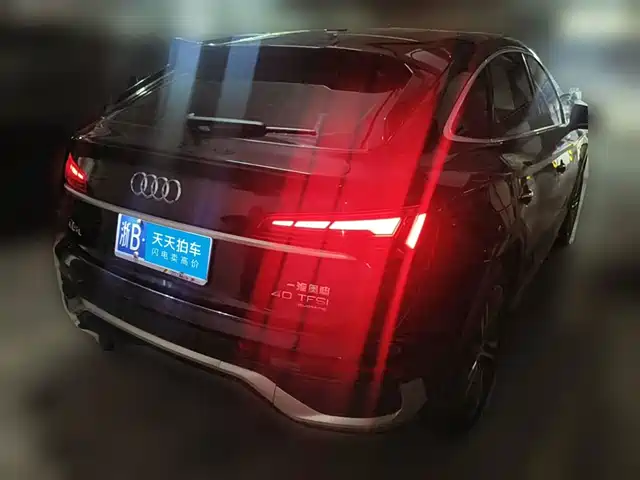 Audi Q5L Sportback 2021 40 TFSI Luxury — фото 5