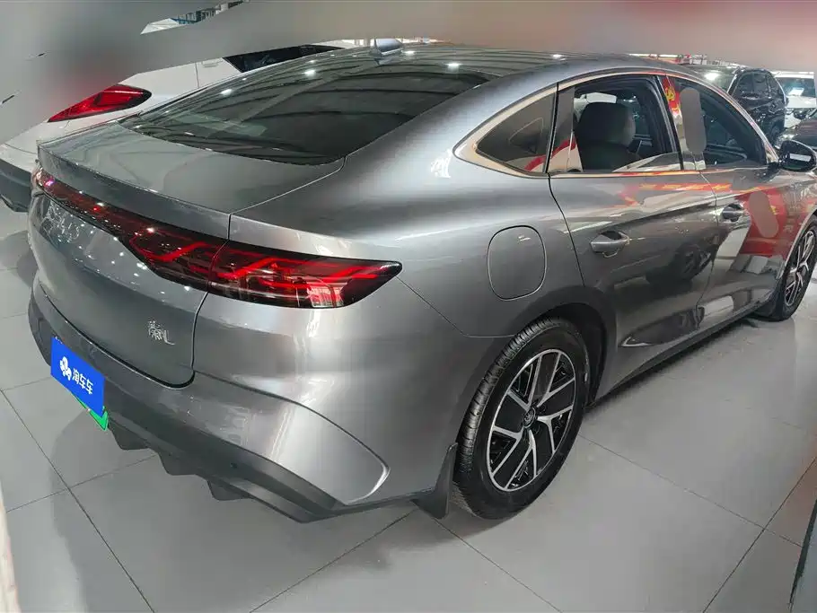 BYD Qin L 2024 DM-i 80KM Superior фото 3