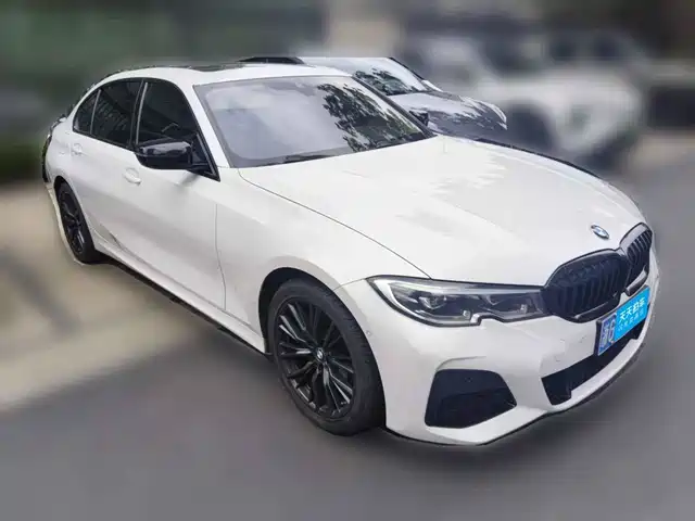 BMW 3 Series 2021 325Li M Sport Night Edition — фото 3