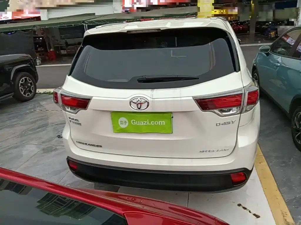 Toyota Highlander 2015 2.0T AWD Luxury Edition 7-seater фото 6