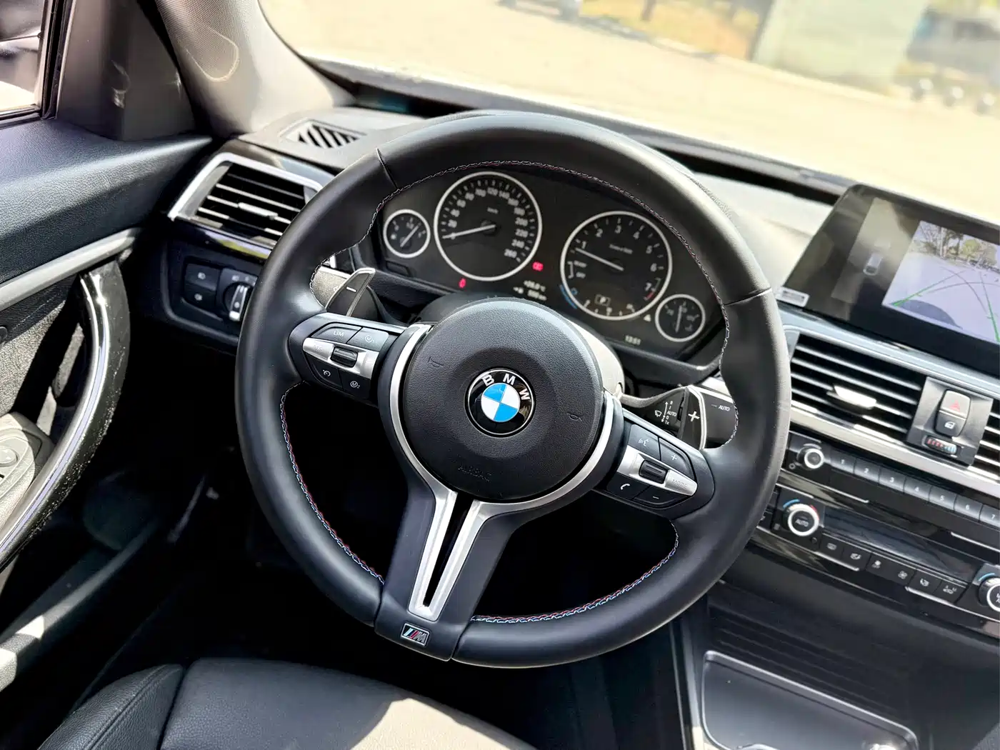 BMW 3 Series GT 2018 320i Fashion фото 11
