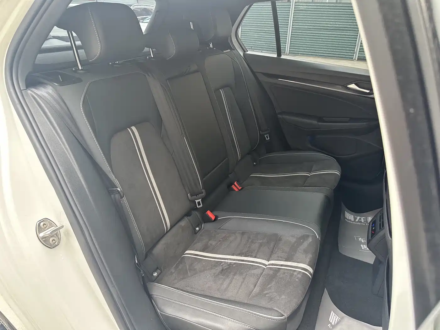 Volkswagen Golf 2023 Facelift 280TSI DSG R-Line Lite фото 13
