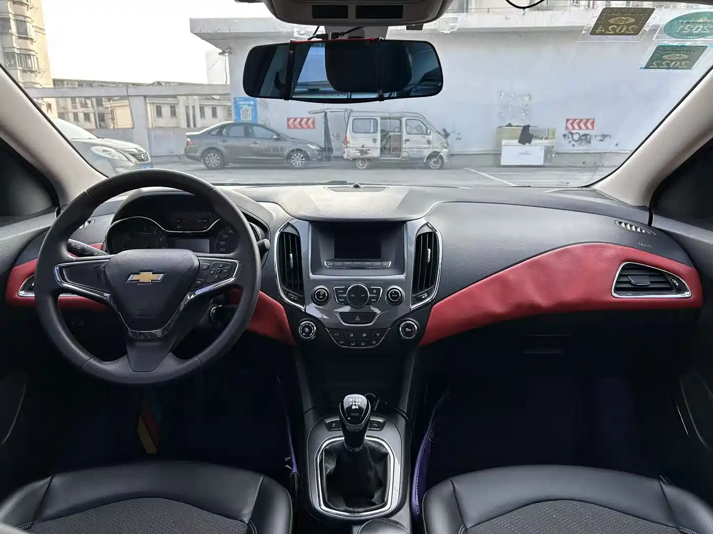 Chevrolet Cruze 2016 1.5L Manual Elite Edition фото 5